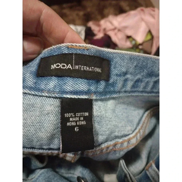 Moda International Denim Skirt Button Front Mini 100% Cotton Size 6 - Picture 3 of 7